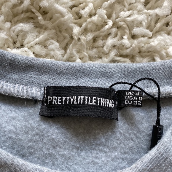 Pretty Little Thing sweater - Picture 3 of 3